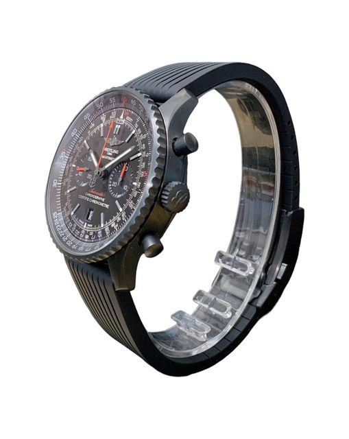 Breitling Navitimer 01 MB0128 Image 2